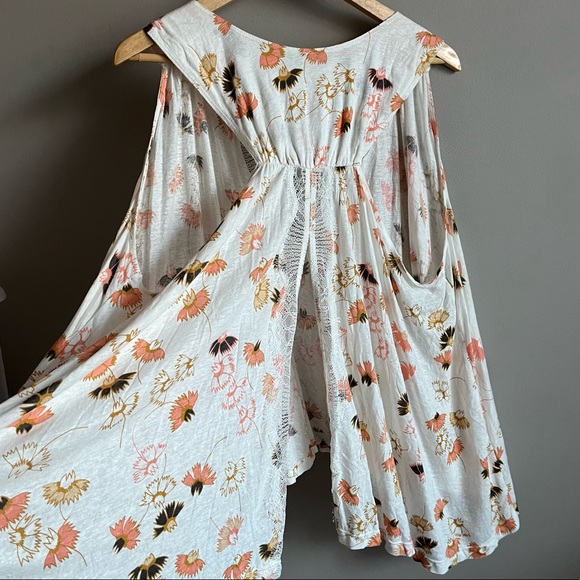 Free People Floral Drapey Tank with Lace and Back Slit - Picture 5 of 8